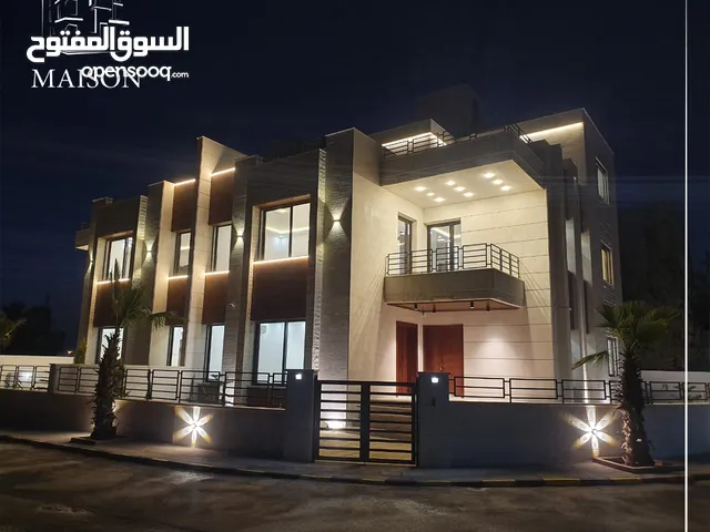 455 m2 5 Bedrooms Villa for Sale in Amman Airport Road - Manaseer Gs