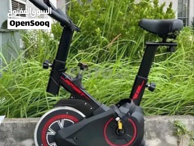 دراجة رياضية منزلية  vélo spinning  المواصفات: نوع: دراجة تمارين ثابتة قرص: مغناطيسي أقصى وزن: 120 ك
