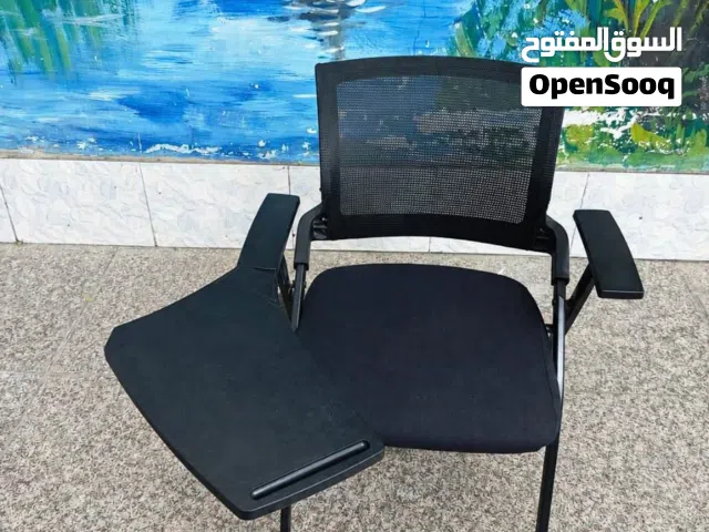 كراسي مكتب وللطلاب