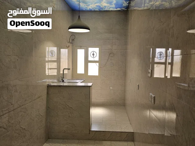 80 m2 2 Bedrooms Apartments for Rent in Kuwait City Doha