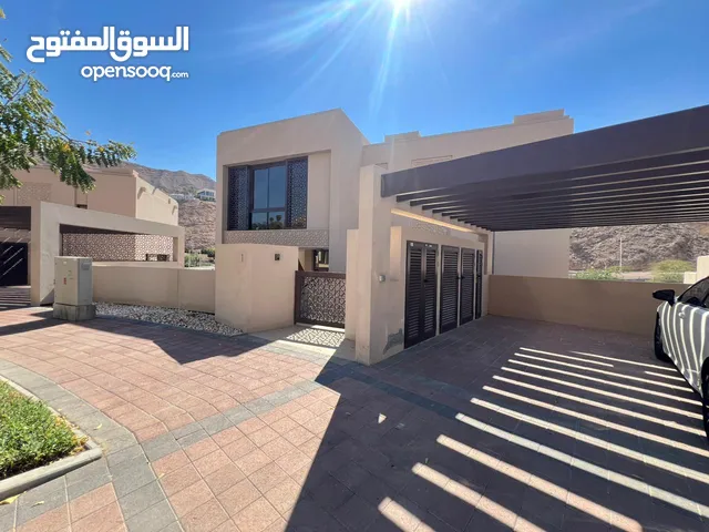 351 m2 4 Bedrooms Villa for Sale in Muscat Qantab