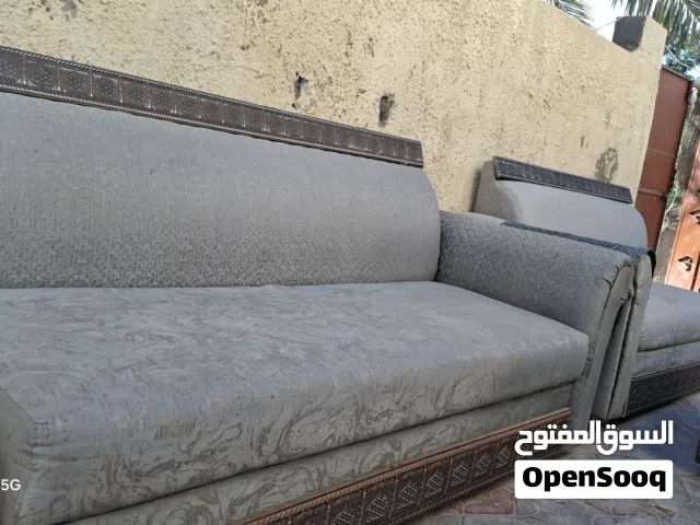 كنبة غرفة جلوس مستعمل ولاكن شبه جديد