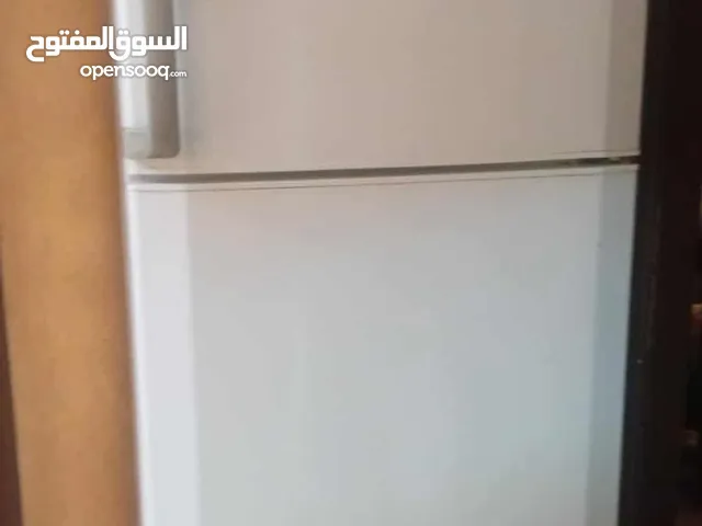 ثلاجة بيكو مستعملة للبيع بسعر 50