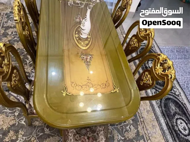 ميز طعام 8 كراسي