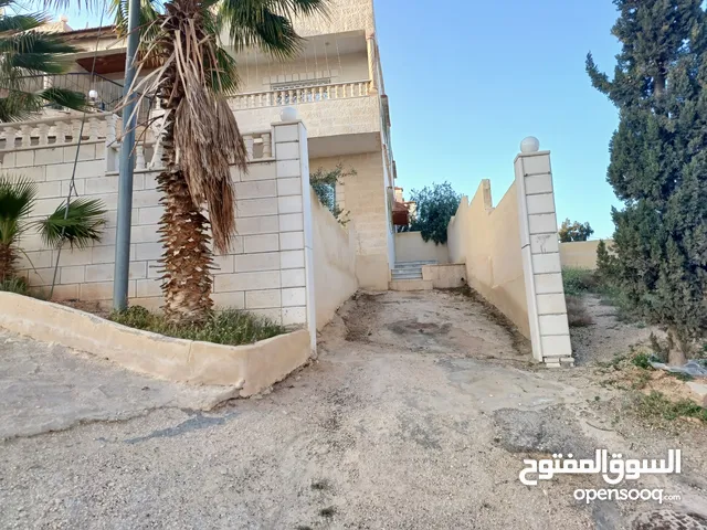 150 m2 3 Bedrooms Apartments for Rent in Zarqa Dahiet Al Amera Haya
