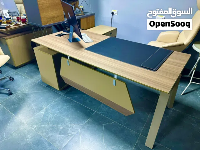 مكتب اسطوري للعمل والشغل