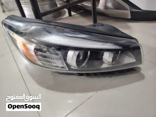 مطلوب فنار كياء  سيرينتو 2016 جيهة اليمين زي الي في الصورة