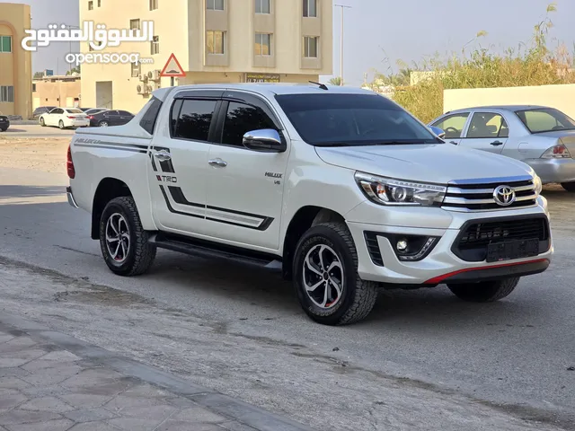 Toyota Hilux TRD V6 GCC price 125,000 AED