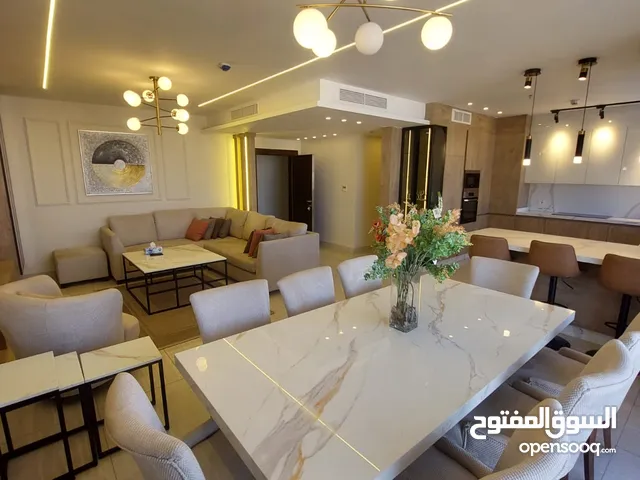 شقة مفروشة للايجار في عمان منطقة. عبدون منطقة هادئة ومميزة جدا