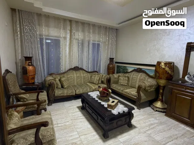 كنب مستعمل للبيع السعر قابل للتفاوض