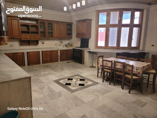 300 m2 3 Bedrooms Apartments for Rent in Tripoli Hai Alandalus