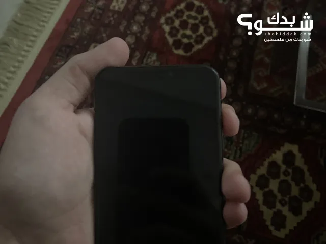 Apple iPhone X 64 GB in Ramallah and Al-Bireh