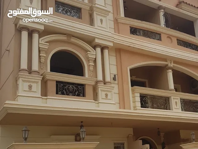 185 m2 3 Bedrooms Apartments for Sale in Giza Sheikh Zayed