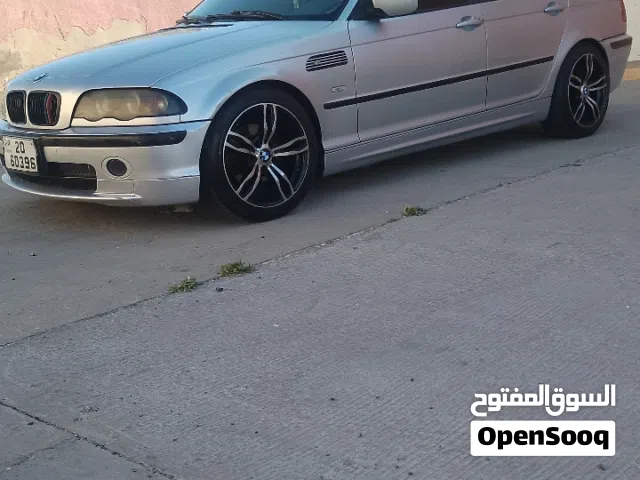 2001, بي ام دبليو, الفئة 3, 320