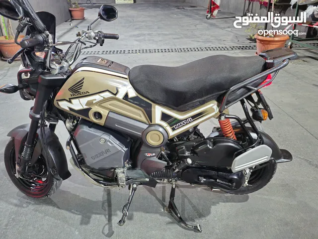 هوندا نافي
