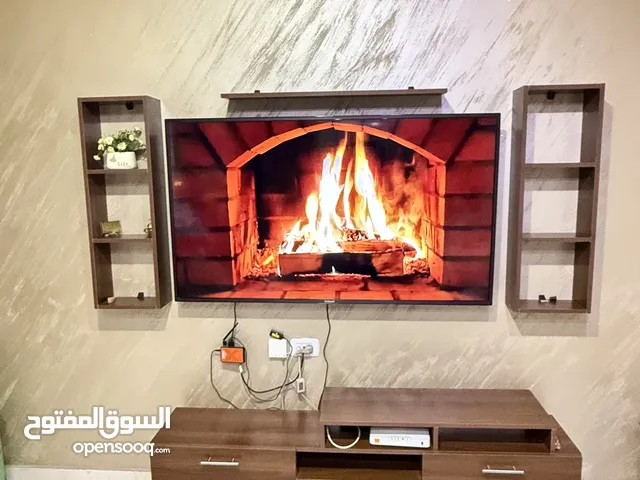 سعر مغري جدا!! صوبا حجم كبير صوبة كافيهات دائرية بحالة الوكالة +واجهة تلفاز tv unit بحالة ممتازة جدا