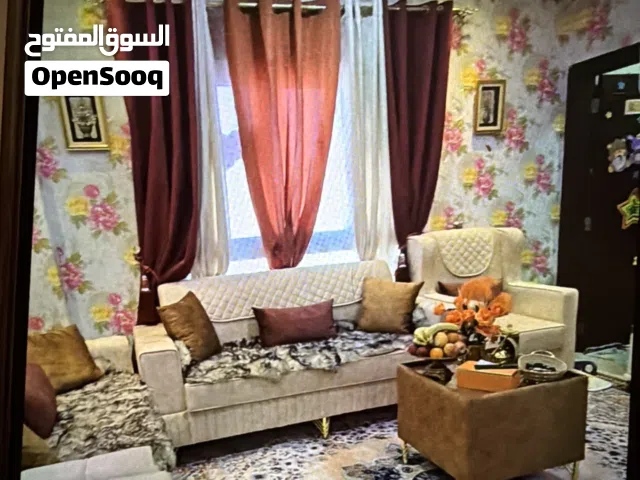 طقم كنب شبه جديد