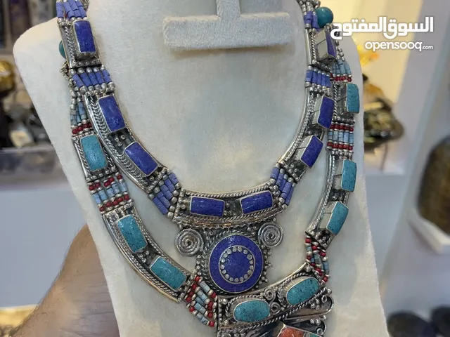 عقد فيروز ومرجان