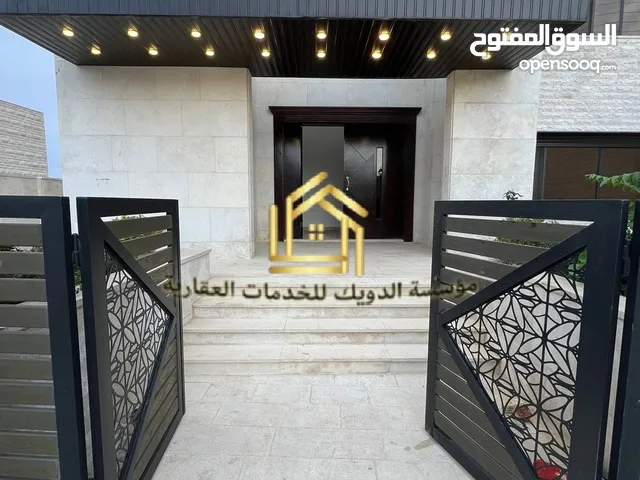 550m2 5 Bedrooms Villa for Sale in Amman Abdoun