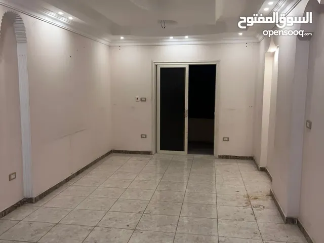 140 m2 3 Bedrooms Apartments for Rent in Giza Haram