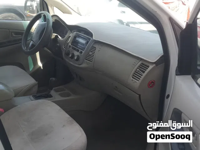2014 تويوتا انوفا VX