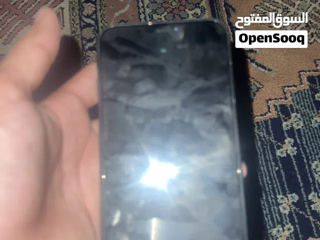 ايفون XR عرطه