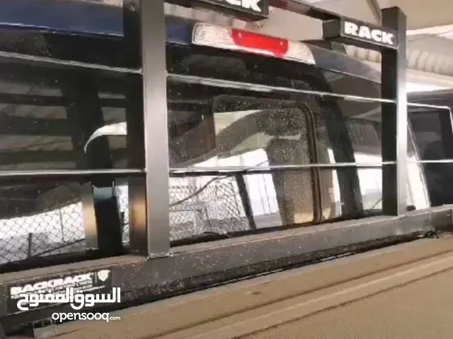 قاعدة للتحمل والتربيط تركب للجمس والرام والفورد