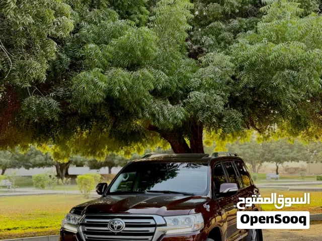 Used Toyota Land Cruiser in Al Batinah