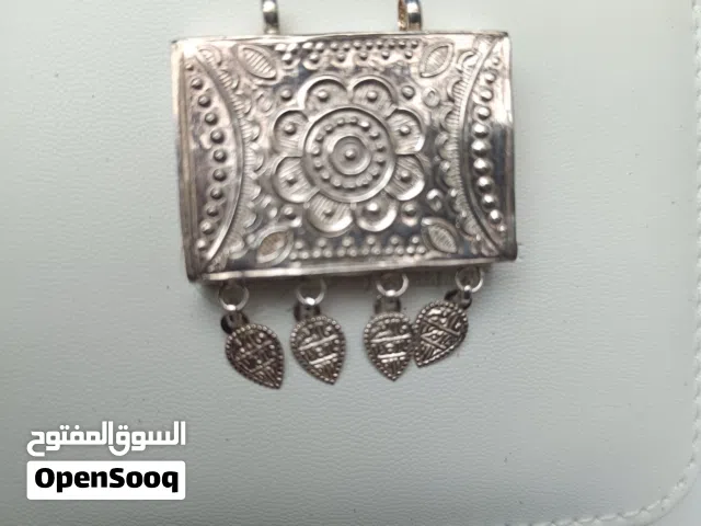 للبيع اكسسوارات فضه بأرخص الاسعار