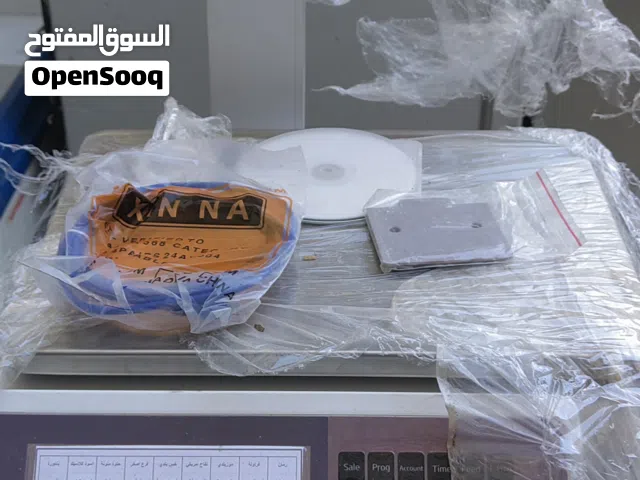 ميزان خضره والألبان الجهاز بحال الوكاله متوفر عدد 3