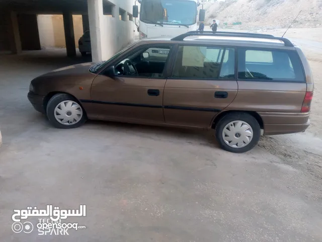 Used Opel Astra in Zarqa