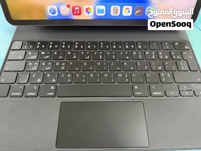 ايباد 13 إنش بحالة ممتازة