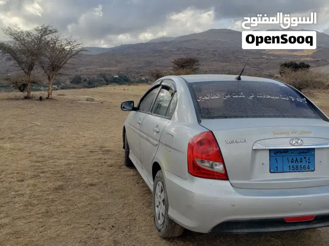 2010 هيونداي فيرنا EX