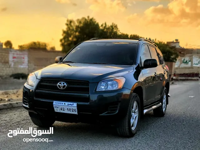 Used Toyota RAV 4 in Sana'a