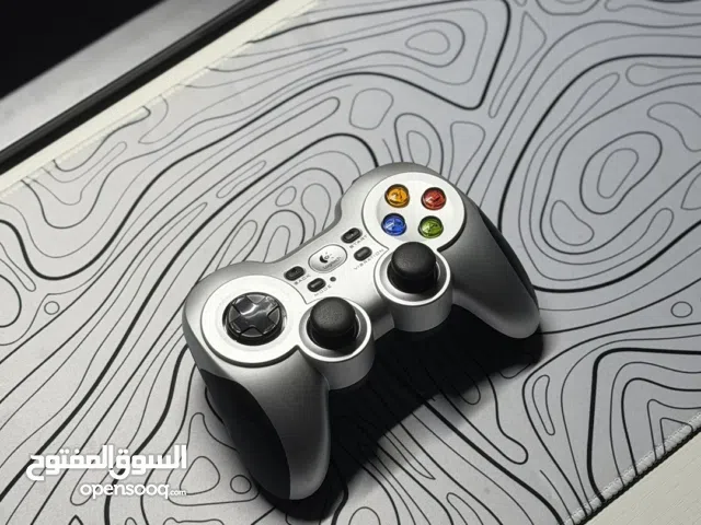 Logitech f710 controller wireless brand new in perfect condition with accessories