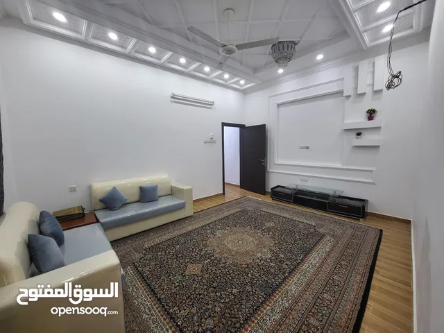 200 m2 4 Bedrooms Villa for Rent in Al Sharqiya Sur