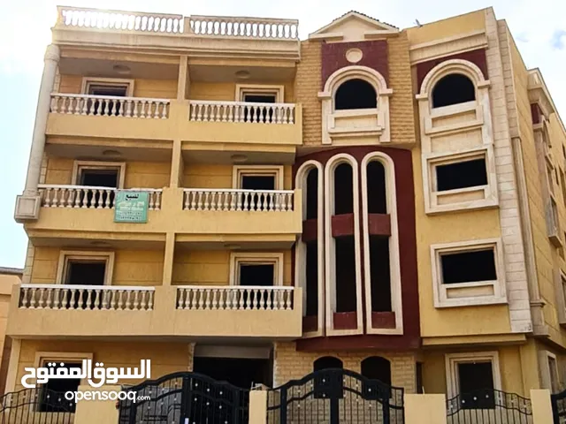235m2 4 Bedrooms Apartments for Sale in Giza Sheikh Zayed