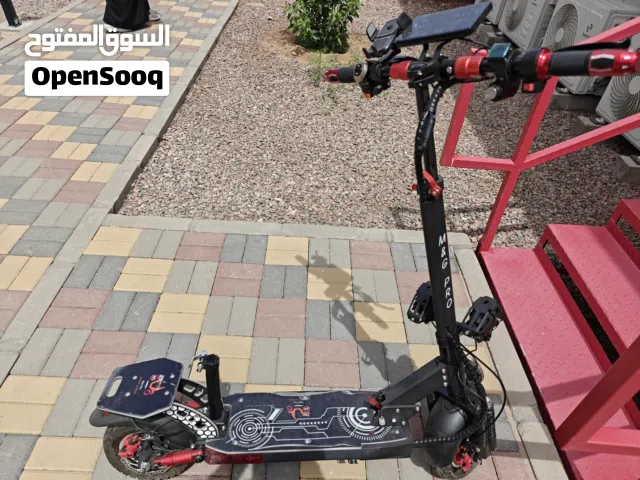 Electric Kick Scooter V28 500W 40–60 km/h Almost New Urgent Sale Negotiable 700 SAR