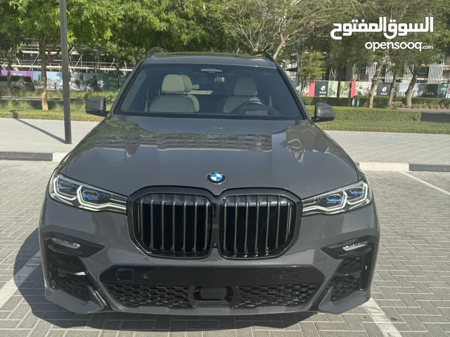 BMW X7 M50i