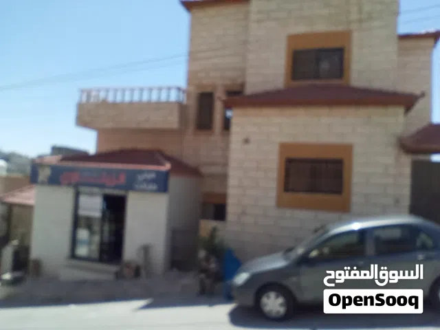 عماره استثماريه الرصيفه حي الرشيد خلف مركز صحي الرشيد