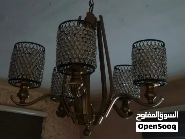 ثرية خمس لمبات