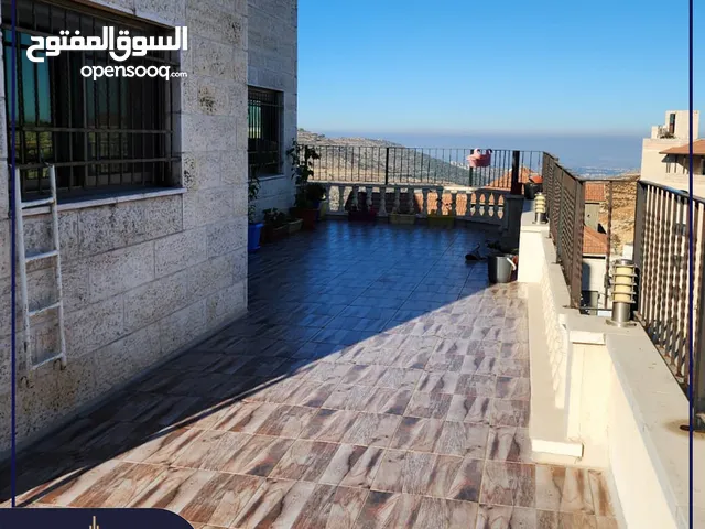 350m2 3 Bedrooms Apartments for Sale in Ramallah and Al-Bireh Beitunia