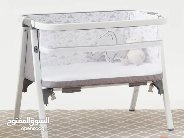 Baby bed with free baby nest