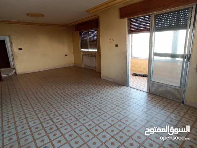 شقة للبيع في الجاردنز قرب جسر السيفوي