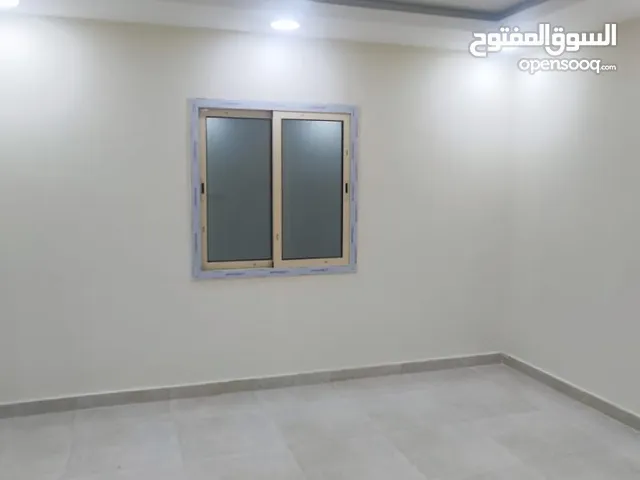 160 m2 3 Bedrooms Apartments for Rent in Dammam Al Jalawiyah