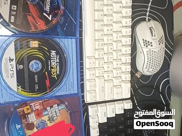 المجموعة كاملة معروضة للبيع الأغراض بحالة ممتازة وشغالة تمام