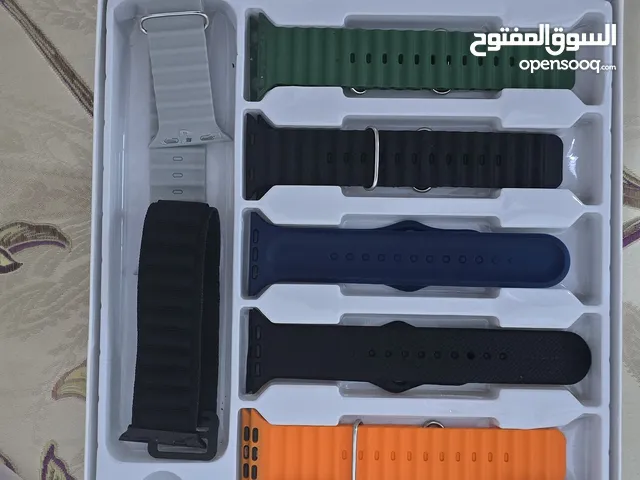 apple watch 10 series gold  condition it's not used only open you want is best watch and 10 strap