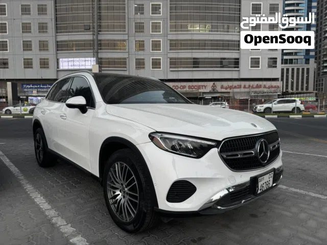 2023 Mercedes-Benz GLC 300 4MATIC American spec Mileage: 17,000 km
