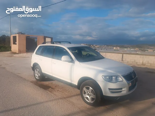 فولكس فاجن طوارق 2008