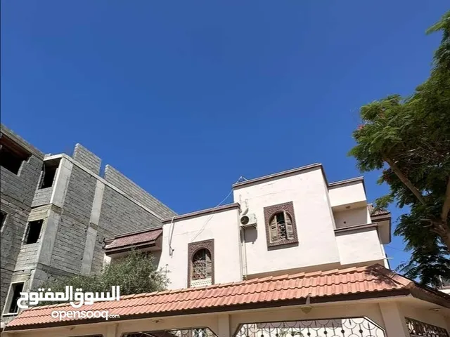 500m2 More than 6 bedrooms Villa for Rent in Tripoli Al-Nofliyen